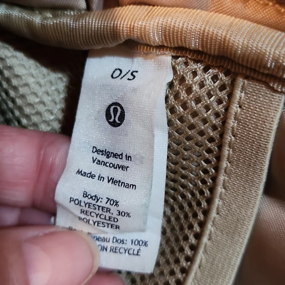 Lululemon Athletica Tan Sherpa Belt Bag - Picture 9 of 11